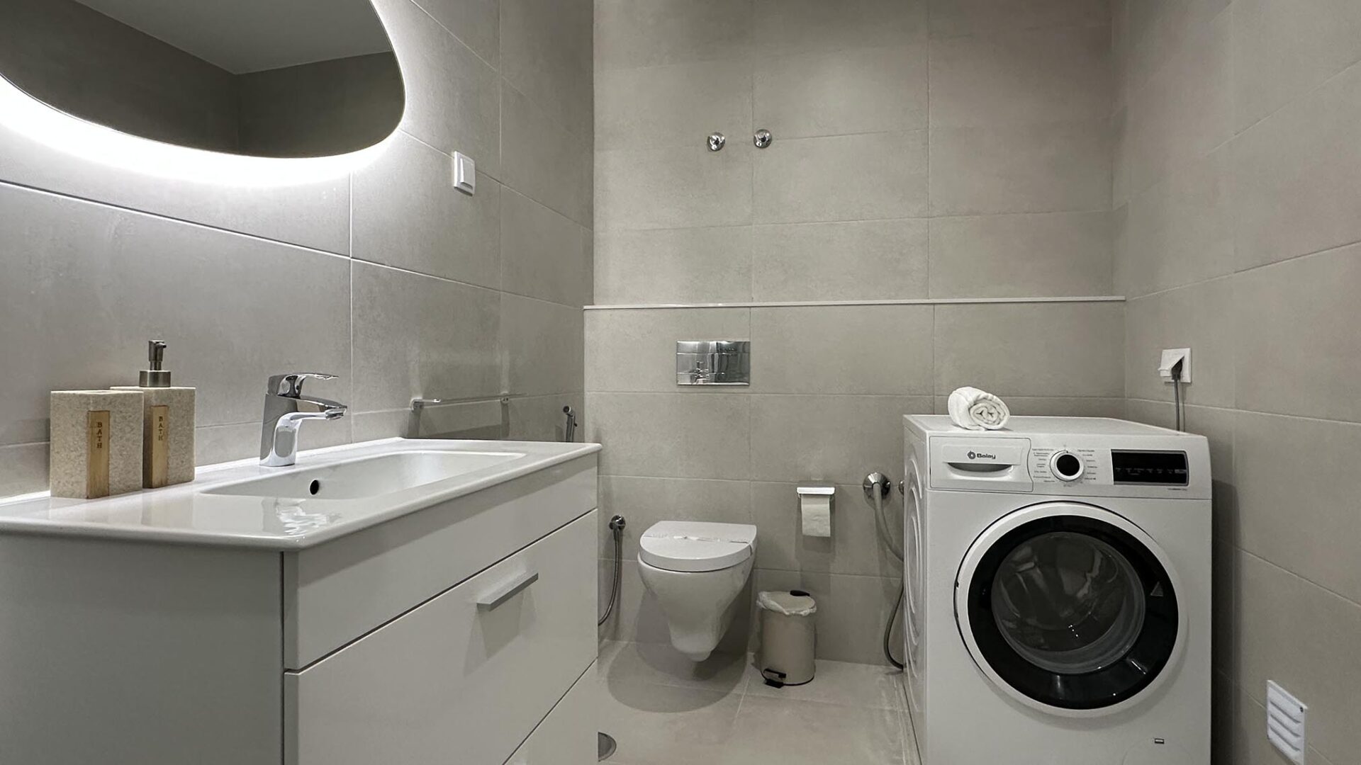 16 – BR1 Bath 2 copy